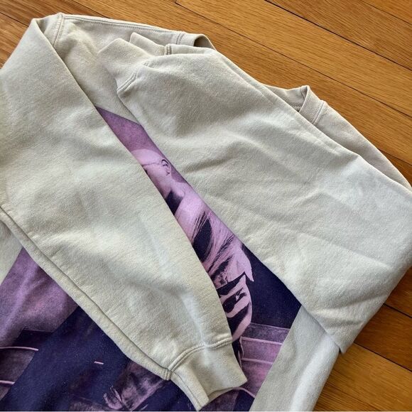 Ariana Grande 2019 Sweetener World Tour Concert Crewneck Sweatshirt Small - Picture 4 of 7